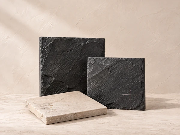 Schiefer- und Natursteinplatten